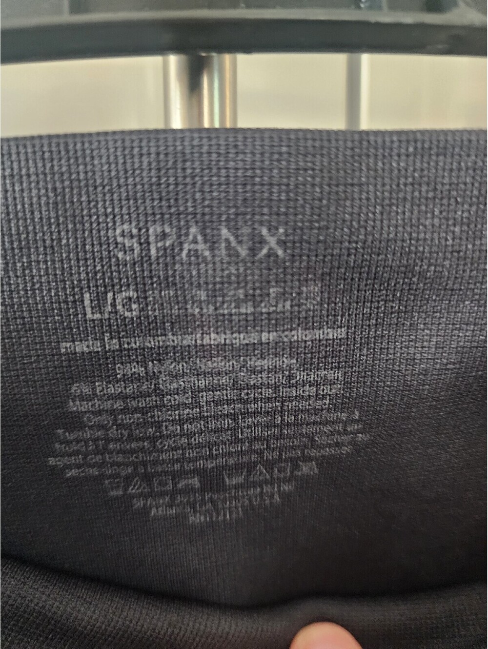 Spanx Women's Black Camo High-Waisted Leggings Size L - Picture 2 of 2